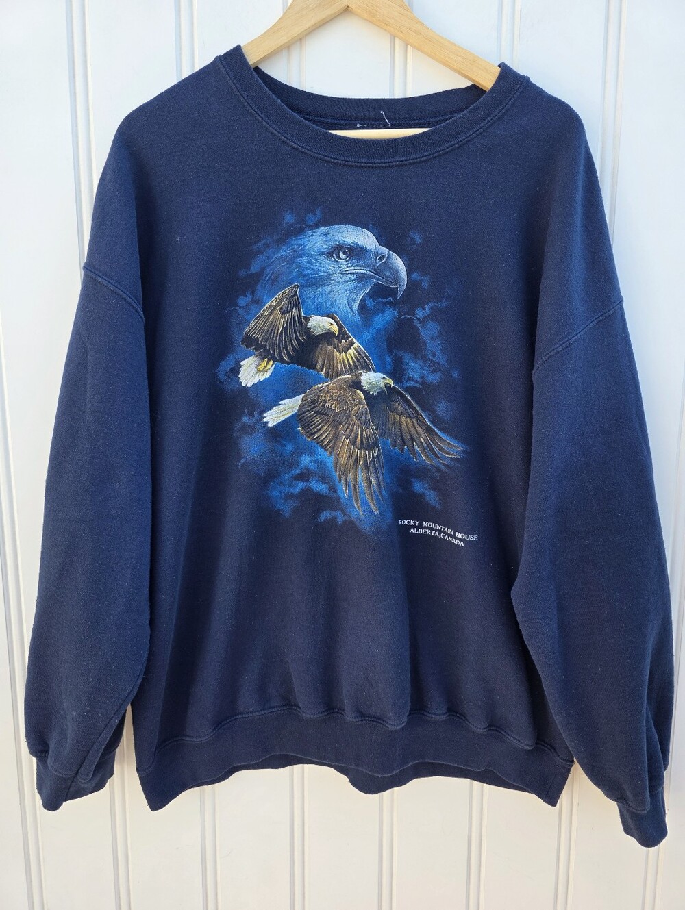 Vintage Bald Eagle Crewneck Pullover Sweater Alberta Navy Blue Wildlife L/XL